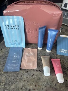 Summer Fridays x Gap Skincare Set with extra Summer Fridays Jet Set mask and lip